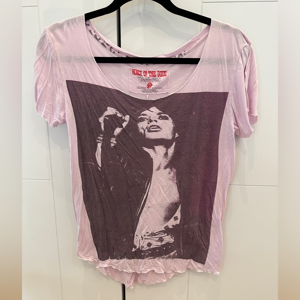 Pink short sleeve t-shirt by HOUSE OF THE GODS. Generous Size Small. Mick Jagger
